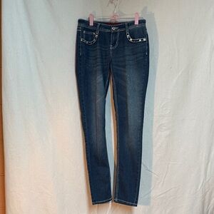 BONGO Dark Blue Sequins and Rhinestones pockets on these fun Skinny Jeans